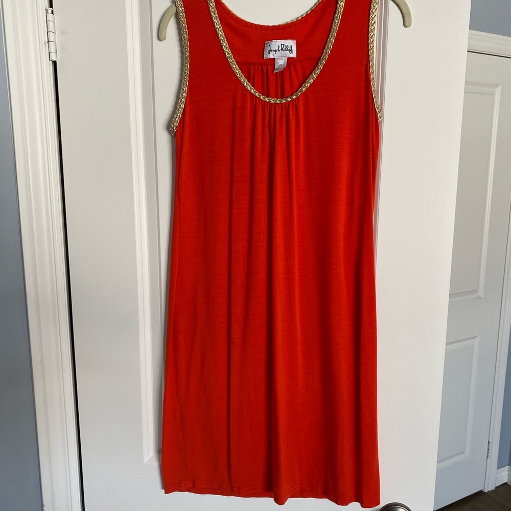 Women’s dress